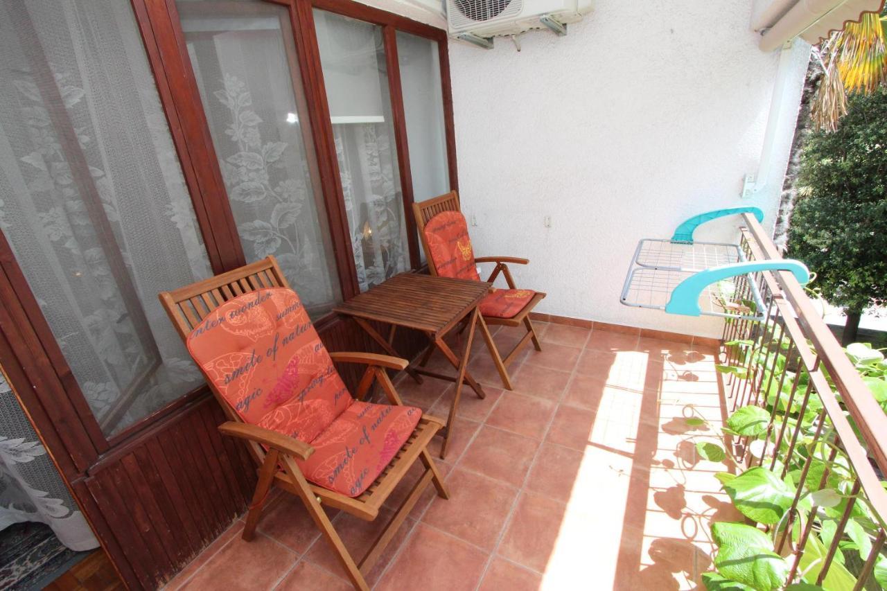 Rooms And Apartments Dino Rovinj Exterior foto