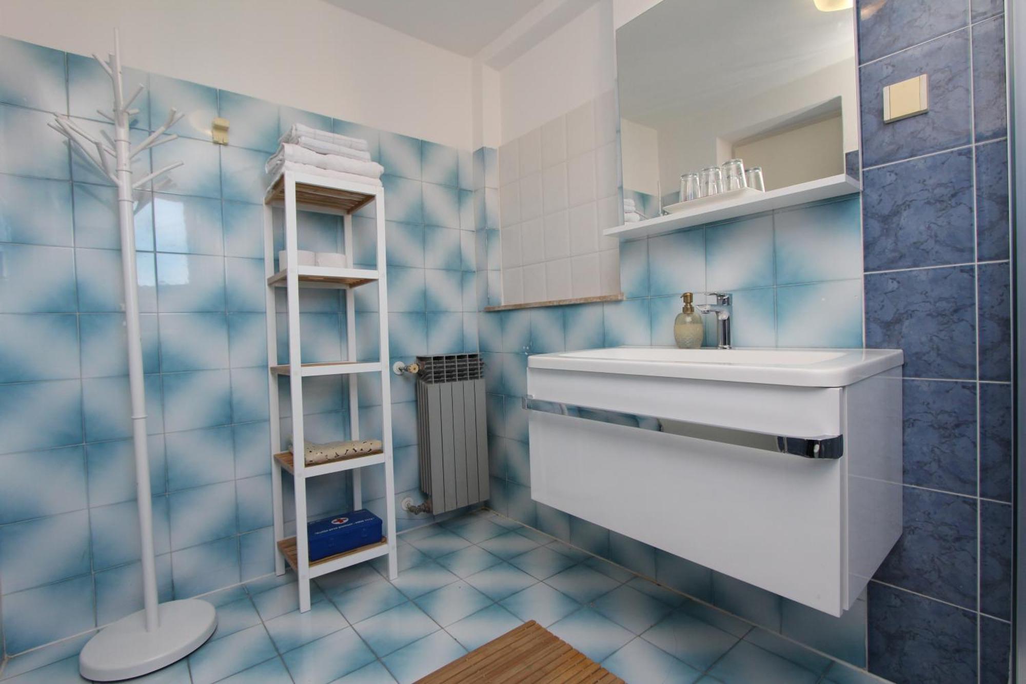 Rooms And Apartments Dino Rovinj Quarto foto